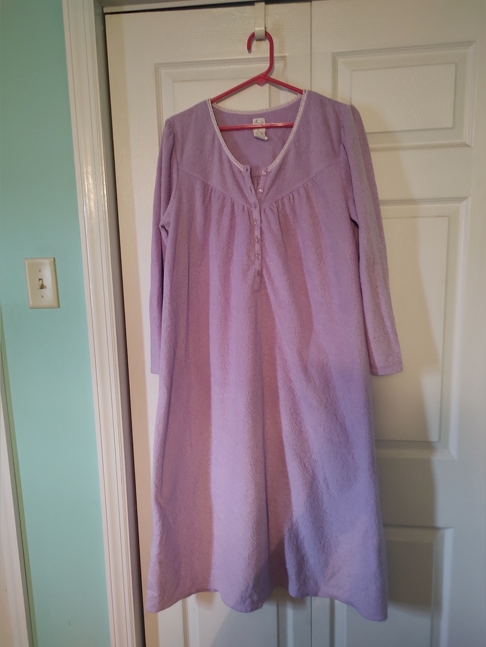 Aria Lavender Knit Jacquard Long Sleeve Nightgown Button V-Neck Women M
